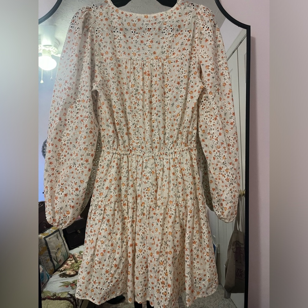Kivari floral dress - Picture 4 of 4